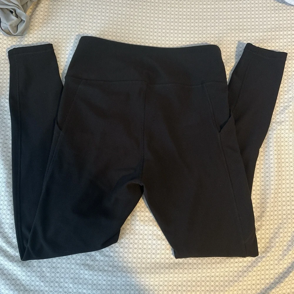 Move Thoery leggings/yoga pants - Picture 6 of 7